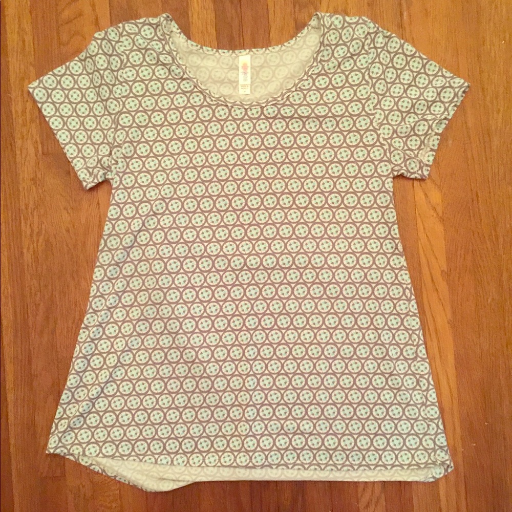 NWOT LaLaRoe top